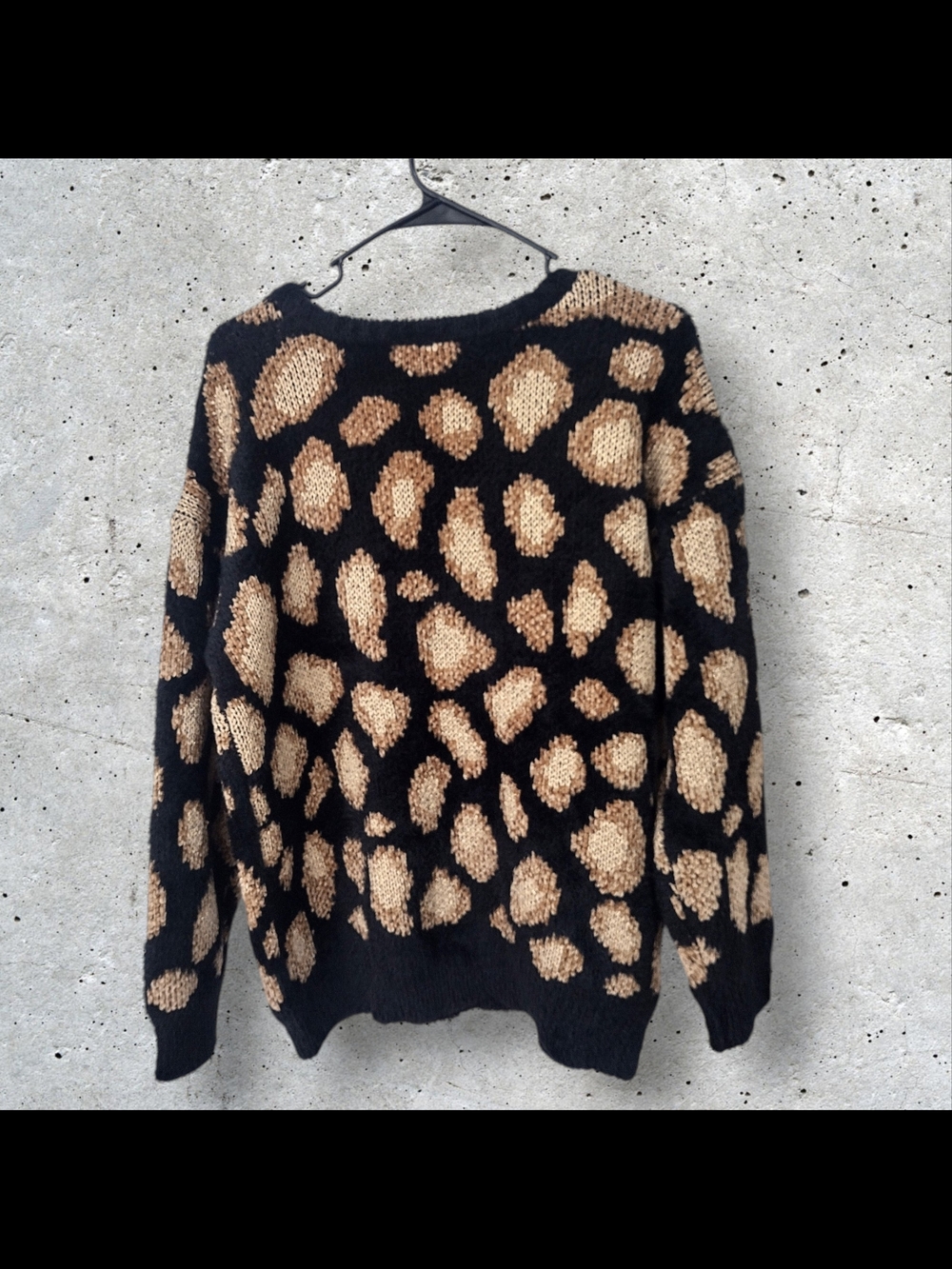Michael Kors Women's Leopard Print Sweater Size Large - NWOT - Picture 2 of 4